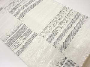 横段に葉模様織出し名古屋帯